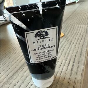 Clea improvement charcoal mask